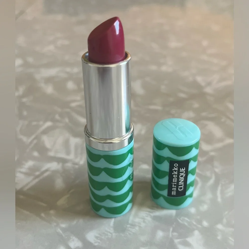 Clinique Marimeko Pop Colour + Primer Raspberry Pop Lipstick - Picture 1 of 3